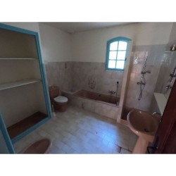 Villa de 160m² plain pied sur jardin de 2200 m² à Cadolive